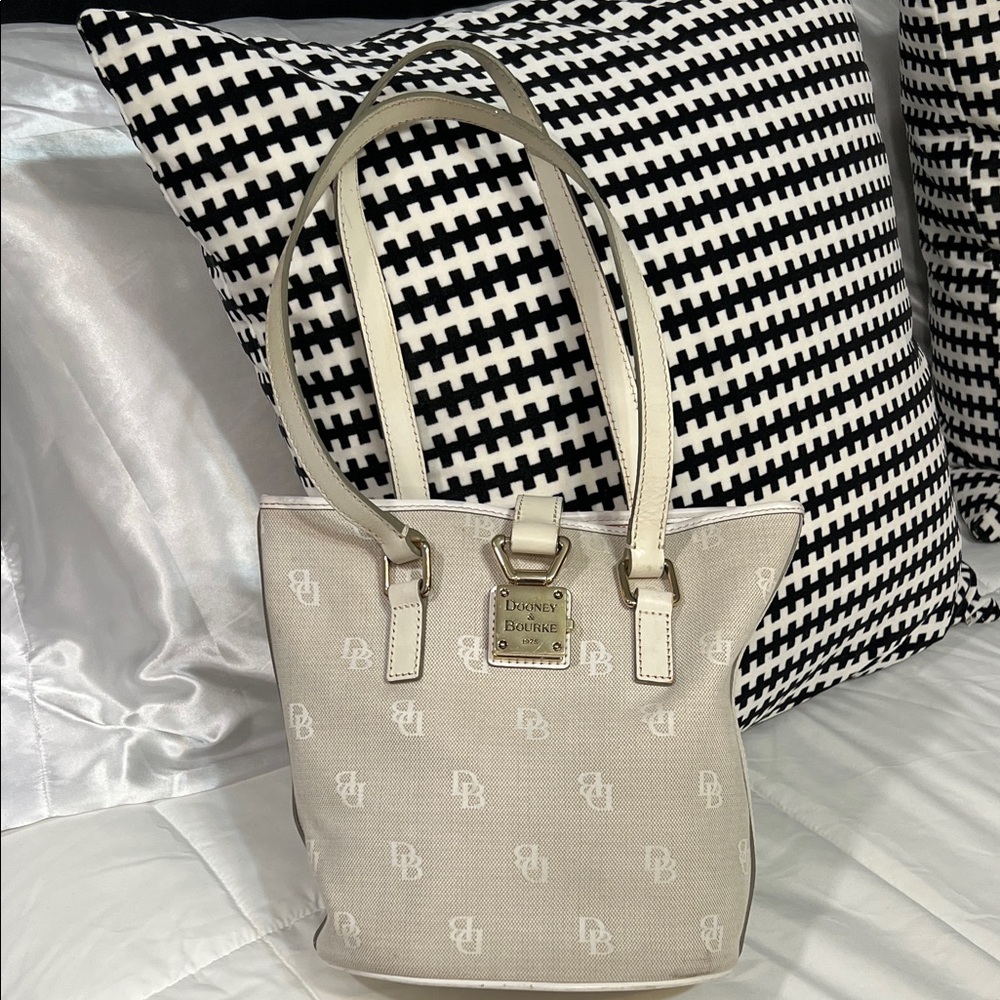 Dooney & Bourke North South Bucket Bag